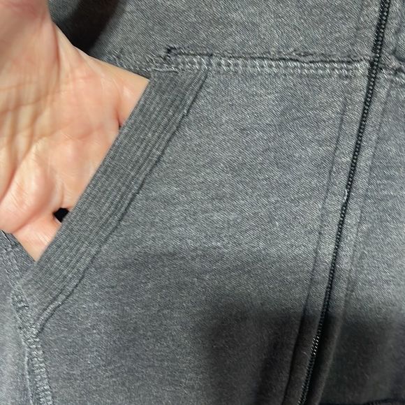 Unisex Gray Sleeveless Disneyland  Hoodie Medium - Picture 7 of 14